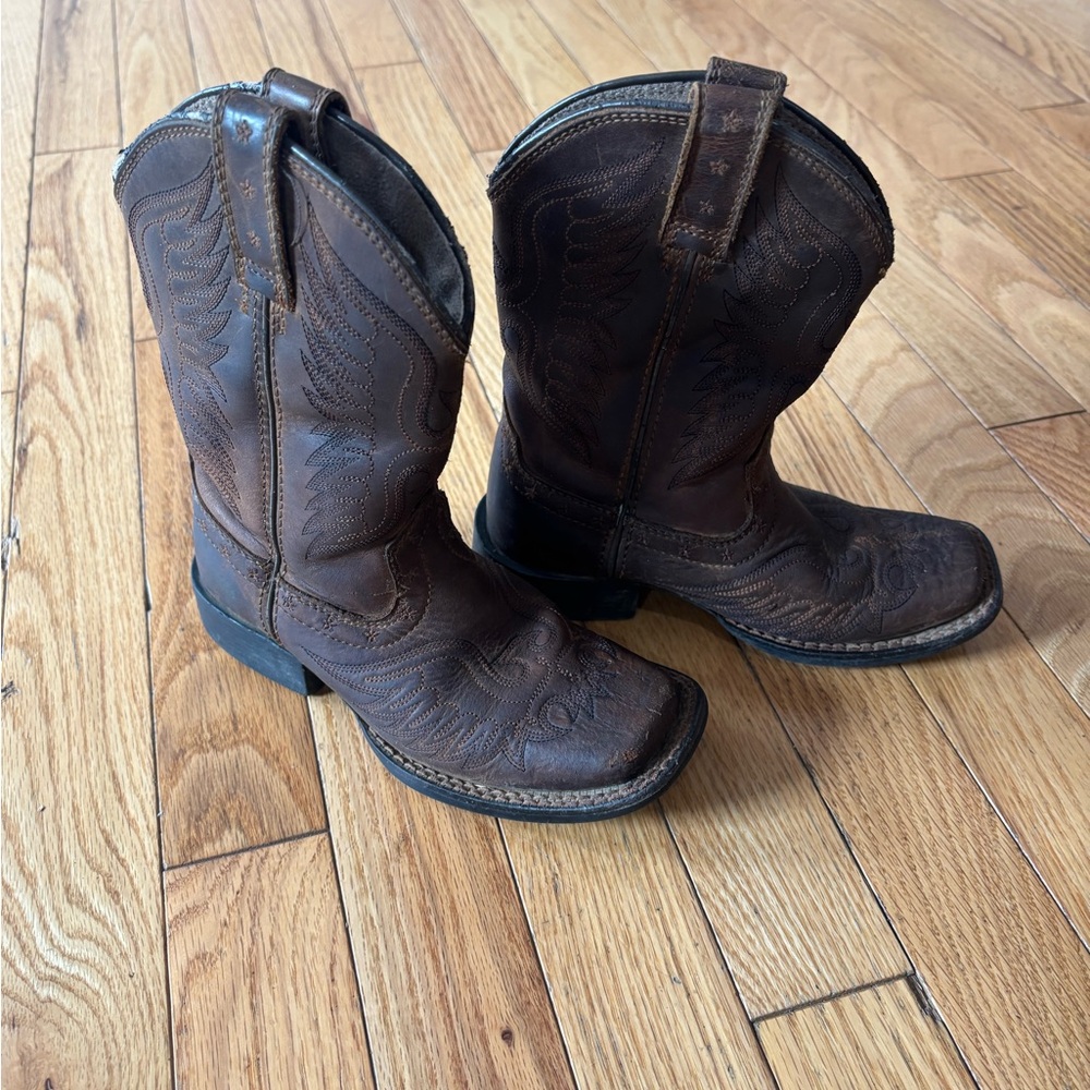 Brown Ariat Western Cowboy Boots